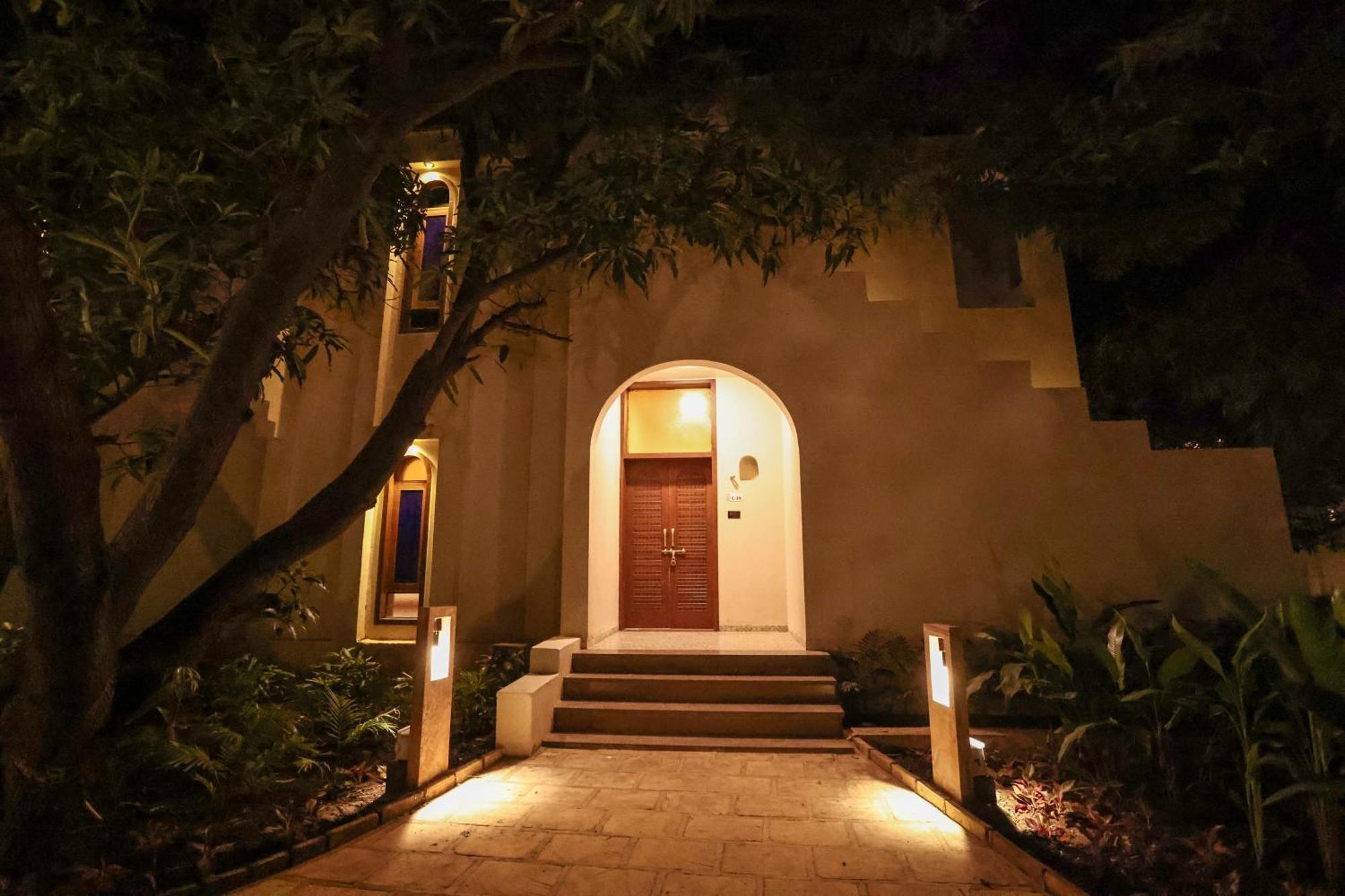 Le Casa Lion Resort A Premium Resort In ササン・ギル エクステリア 写真