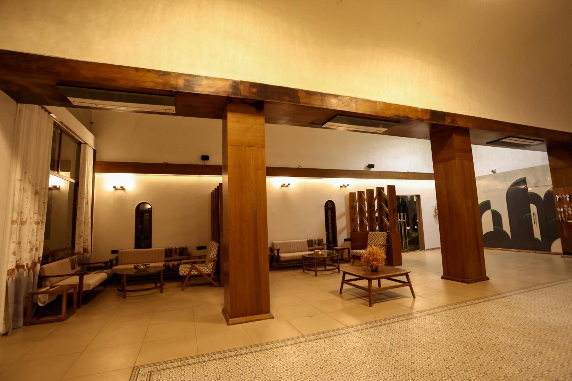 Le Casa Lion Resort A Premium Resort In ササン・ギル エクステリア 写真